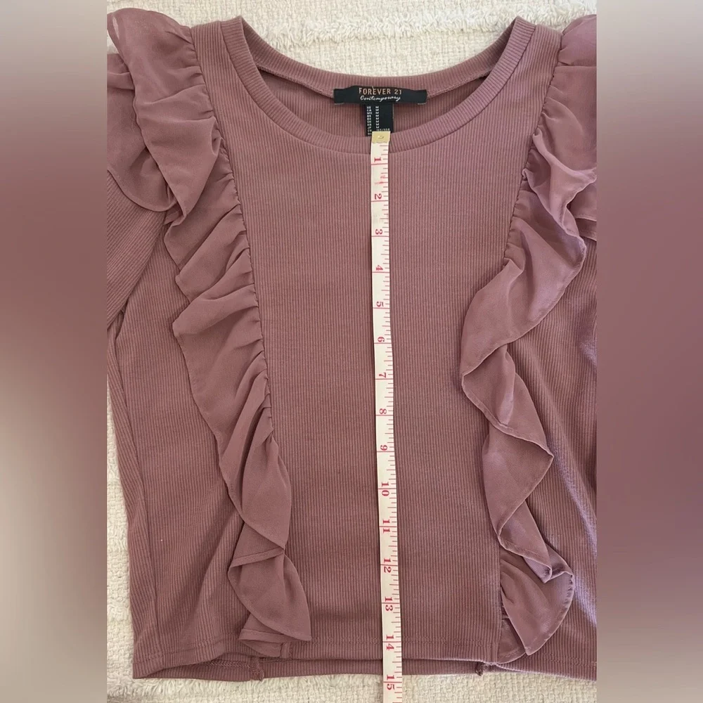 FOREVER 21 Mauve Ruffled Knit Long Sleeve- Size M - Picture 4 of 5